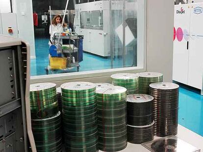 Fábrica de CD/DVD Bytech Multimedia de Zaragoza que cerró el año pasado.