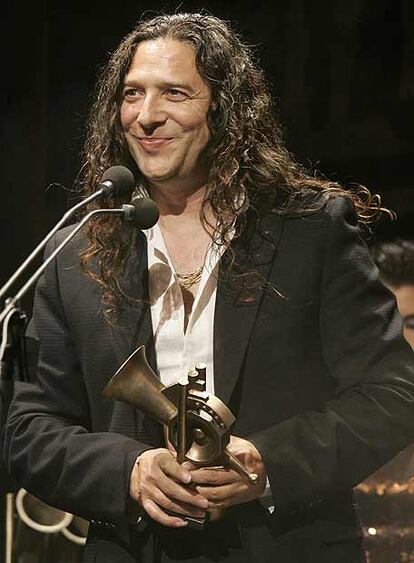 El cantante Tomatito ha recogido el premio al mejor álbum de jazz por su disco <i>Spain Again</i> en la ceremonia de los Premios de la Música que se ha celebrado en Córdoba.