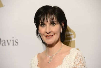 La cantante Enya no hace giras y vive en un castillo en Dublín. En la imagen, la cantante en una de sus escasas apariciones públicas en Los Ángeles en 2017.