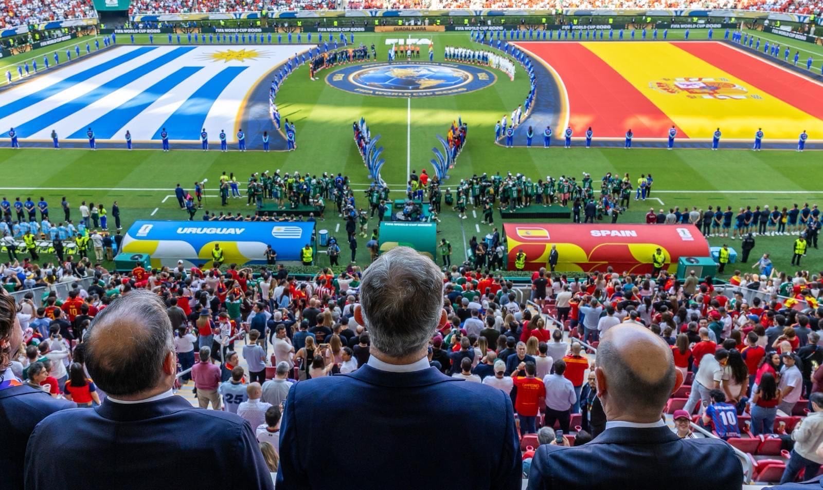 El Mundial corona en junio a La 1 como broche de una temporada en la que Antena 3 arrasa en audiencias y Telecinco no toca fondo