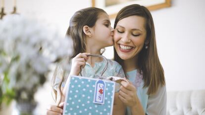 regalos día de la madre, regalos originales día de la madre, ¿qué se puede regalar en el día de la madre?, regalos día de la madre amazon, regalos para madres que tienen de todo, regalos para madres, regalos día de la madre 2023