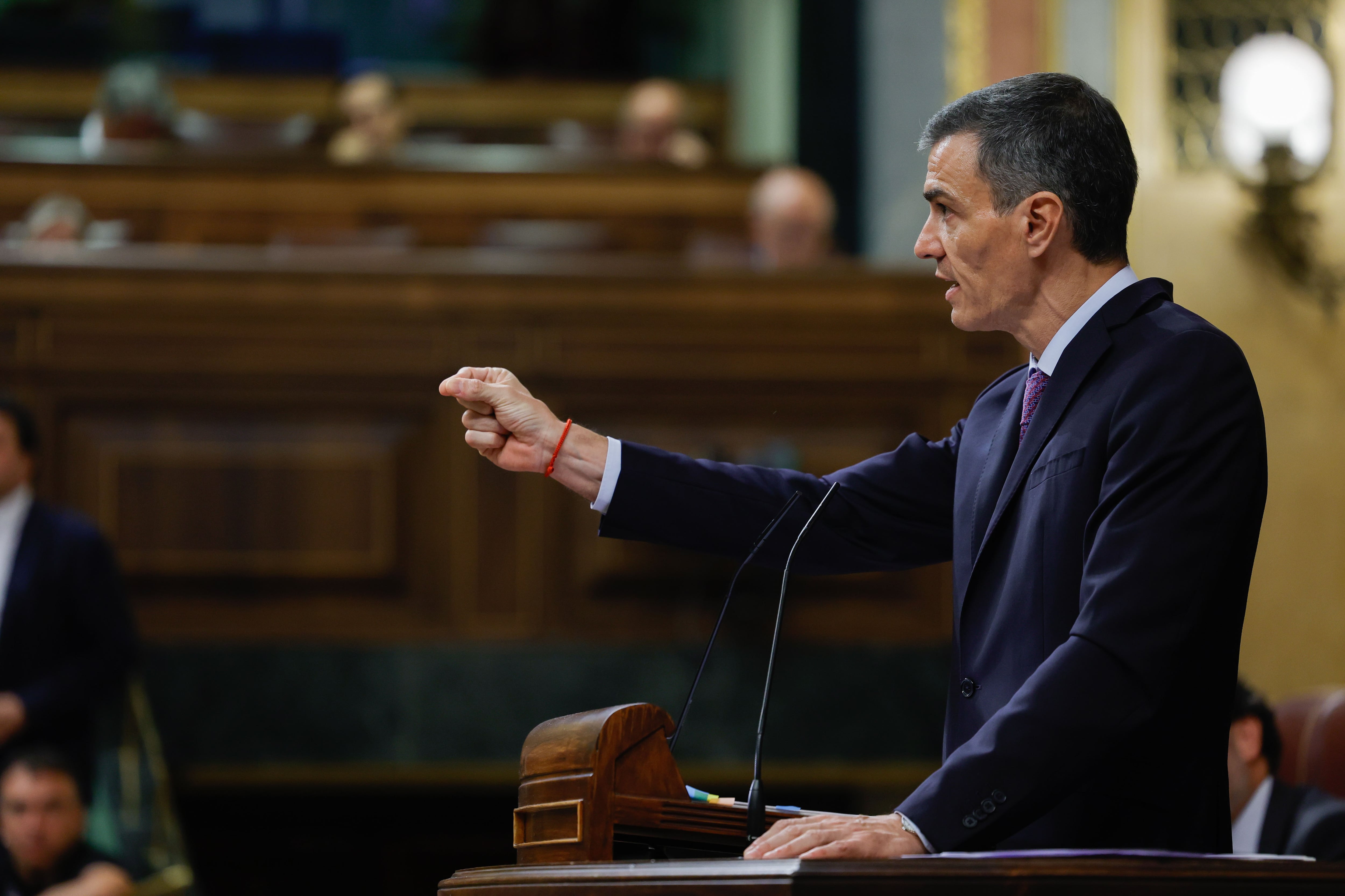 Sánchez reactiva la agenda bilateral con Cataluña y Euskadi para amarrar la confianza de los socios