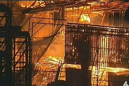 Imagen del incendio, tomada del canal de televisión <b>La Sexta.</b>