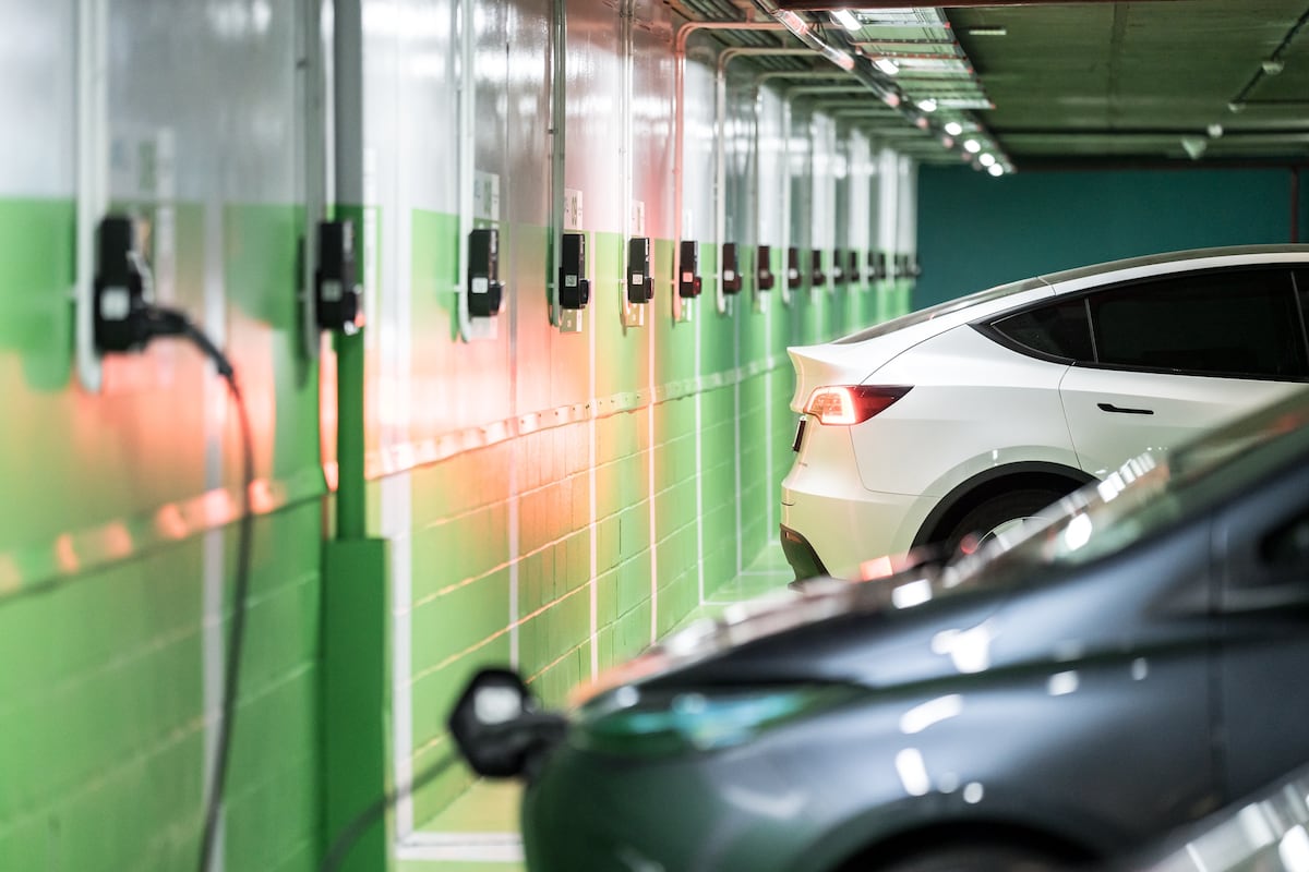 Bruselas revisará antes de lo previsto la prohibición de vender coches de combustión para 2035