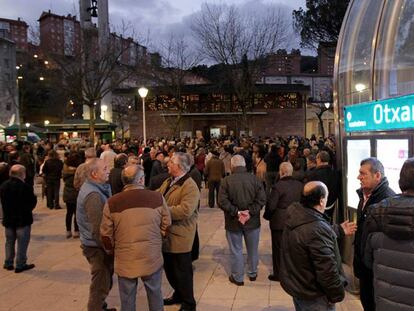 Funeral for the elderly couple in Bilbao.