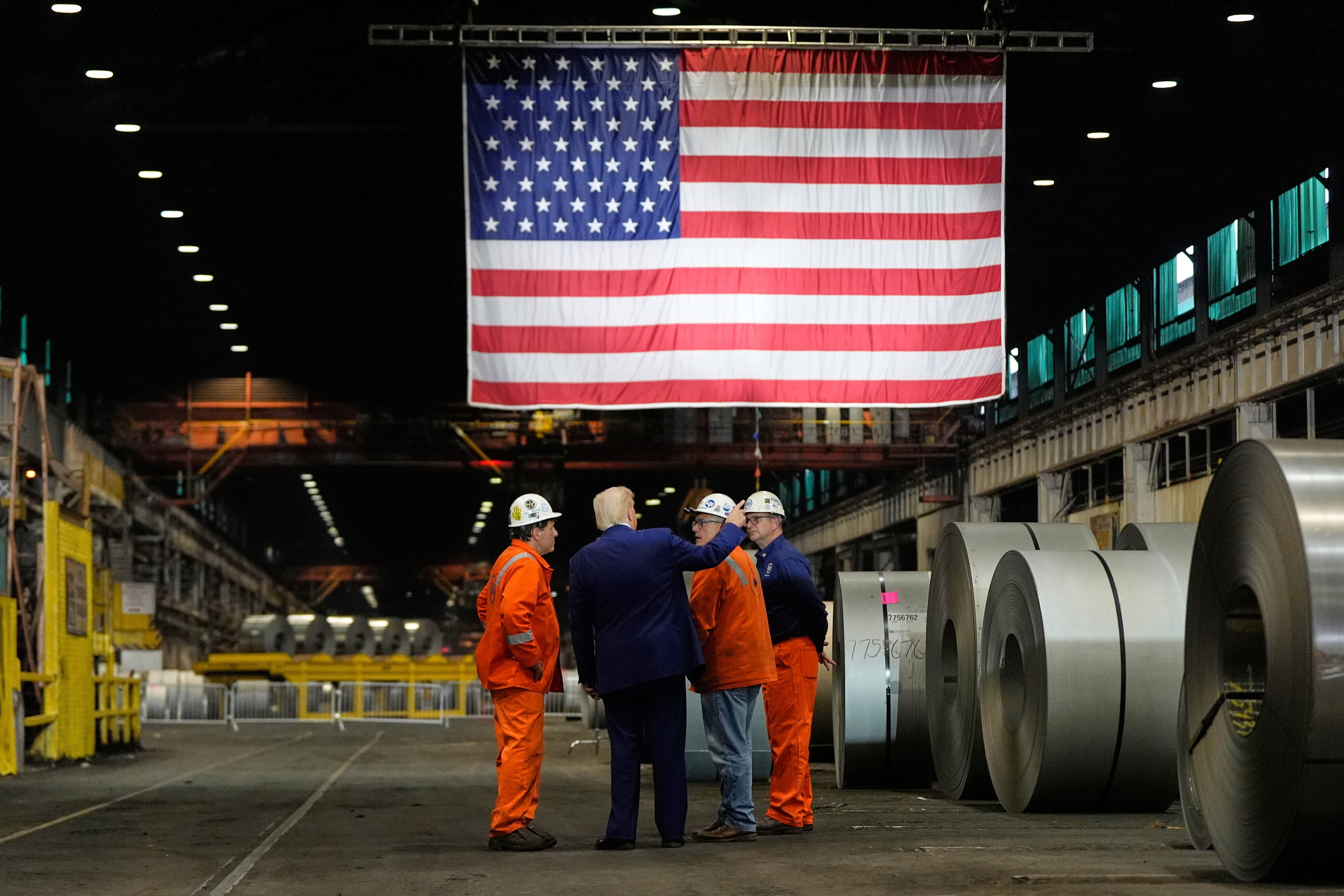 Trump sume a la economía de Estados Unidos en el caos y la incertidumbre