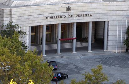 Fachada del Ministerio de Defensa, en el Paseo de la Castellana de Madrid.