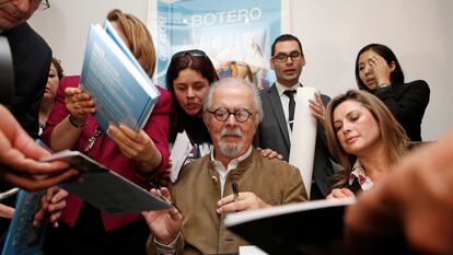 Fernando Botero firma libros en Nueva York (EE UU) en octubre de 2013.