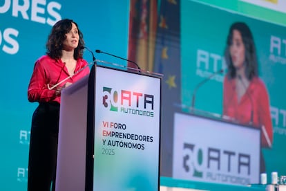 La presidenta de Madrid, Isabel Díaz Ayuso, durante su intervención este martes en el VI Foro ATA Emprendedores y Autónomos.