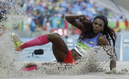 Caterine Ibarg&uuml;en, tras el salto del s&aacute;bado. 