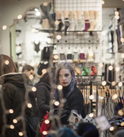 Tienda de American Apparel en Barcelona, en el Carrer d’Avinyó.