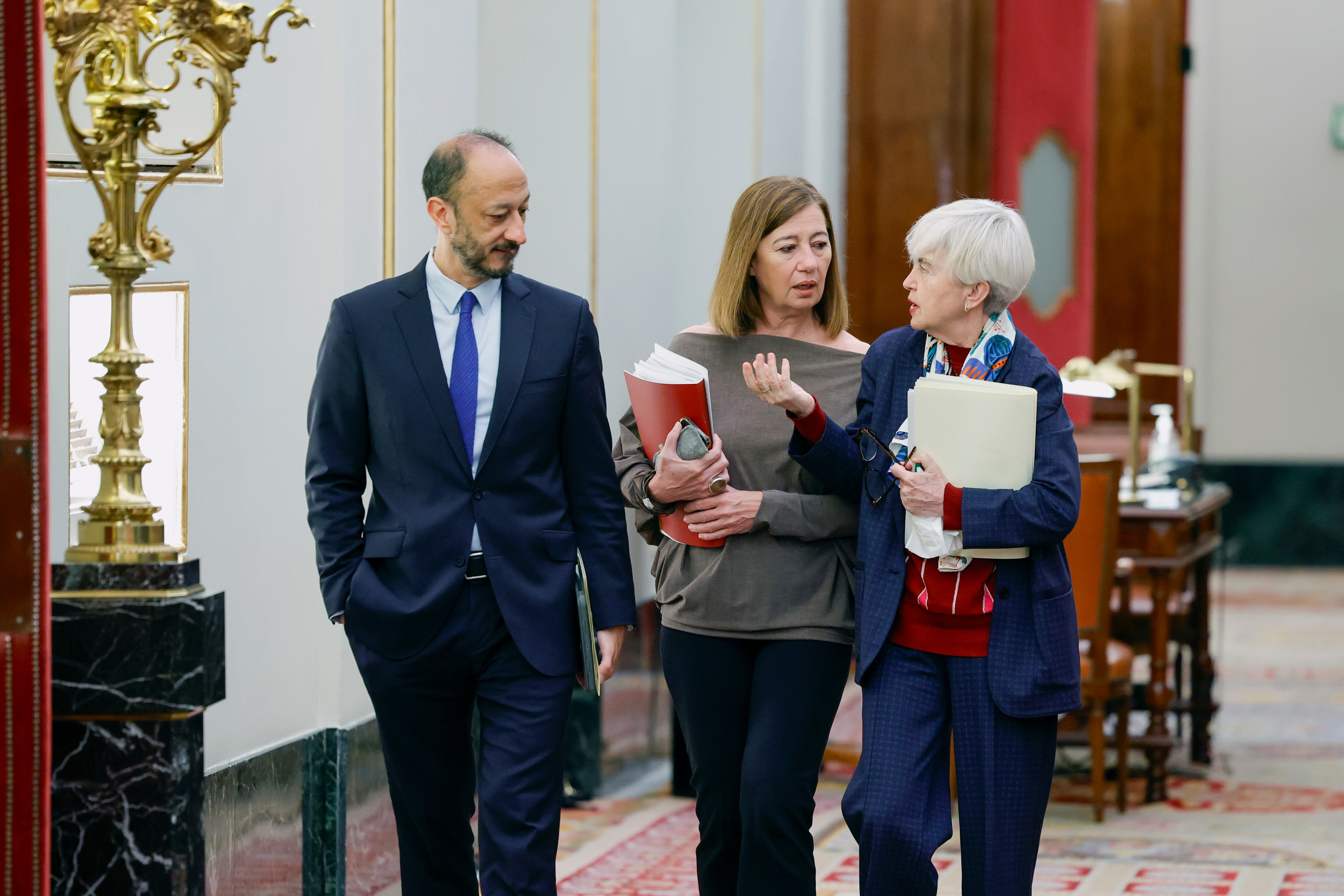 The Congress table demands the Senate « Education and respect » in their communications | Spain