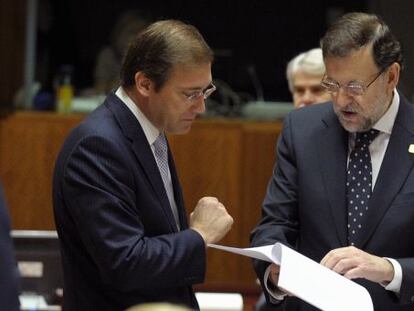 Pedro Passos Coelho y Mariano Rajoy en diciembre de 2013. 