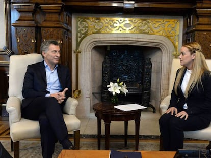 Mauricio Macri reunido con Lilian Tintori en Buenos Aires.