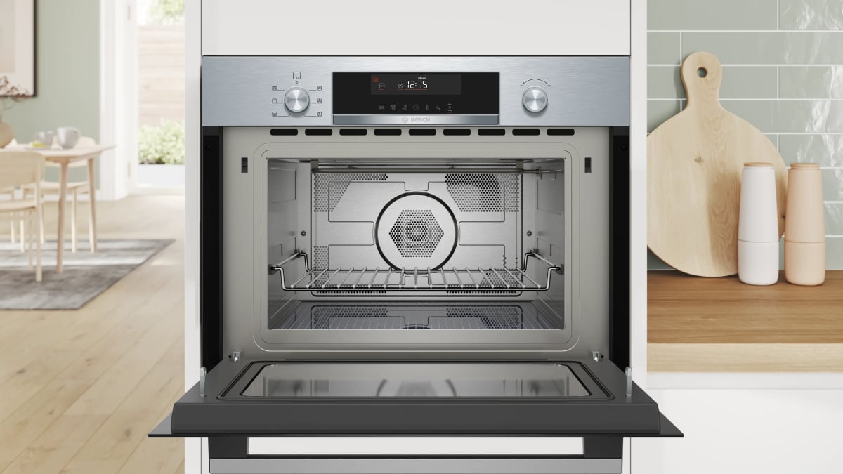 Horno integrable y compacto con microondas Serie 6, de Bosch.