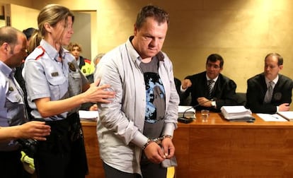 El celador de Olot, Joan Vila, durante el juicio.