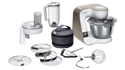 Robot de cocina de la firma Bosch con siete selectores de velocidad.