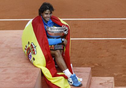 Rafa Nadal en Roland Garros de 2011, ganó a Roger Federer por 7-5, 7-6, 5-7 y 6-1.