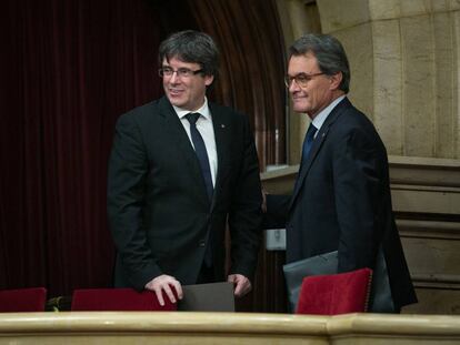 Carles Puigdemont, comparece ante el Parlament para dar explicaciones sobre los resulatados del referendum del 1 de octubre.