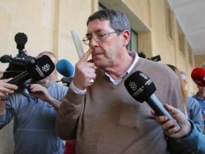 El jurado no considera probado que Juan Cano, sucesor de la víctima en el Ayuntamiento, instigara el crimen