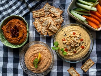 Tres patés con cacahuete para el aperitivo