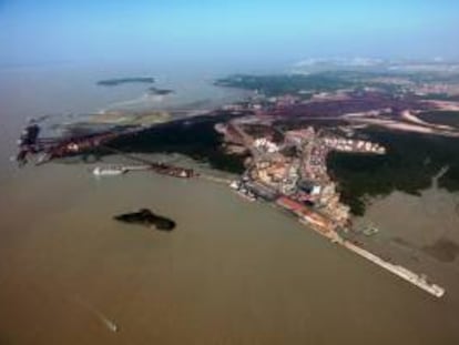 Fotografía sin fecha cedida por la Empresa Maranhense de Administración Portuaria (Emap) en la que se puede apreciar la construcción de una nueva terminal portuaria sobre el Atlántico en la ciudad de Sao Luis, capital del estado brasileño de Maranhao.