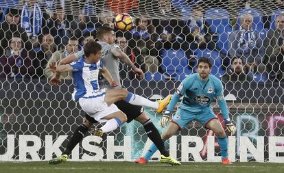 Remate de Szymanowski que vali&oacute; el primer gol para el Legan&eacute;s.