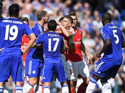 Partido entre Chelsea y Arsenal este s&aacute;bado.