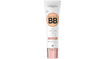 La BB Cream Magic L'Oreal Paris arrasa en Amazon con más de 10.000 valoraciones.