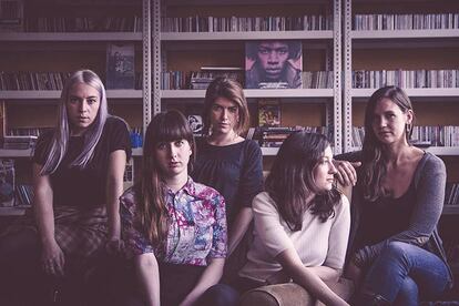 Kelly Kapøwsky, otra banda integrada por mujeres que forma parte del cartel de Vida Festival.