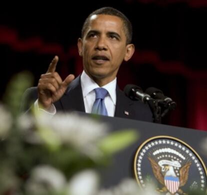 Barack Obama de dirige al mundo árabe desde la universidad del Cairo, durante el viaje oficial a Egipto, en junio de 2009.