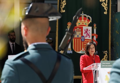 La ministra de Defensa, Margarita Robles, el martes en la toma de posesión de la nueva directora de la Guardia Civil, Mercedes González, en Madrid.