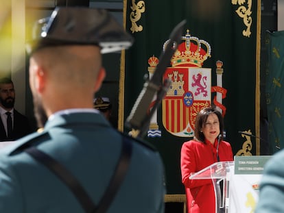 La ministra de Defensa, Margarita Robles, el martes en la toma de posesión de la nueva directora de la Guardia Civil, Mercedes González, en Madrid.