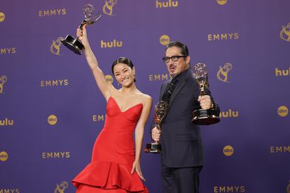 Anna Sawai y Hiroyuki Sanada, mejor actriz y actor protagonista de drama por 'Shogun'.