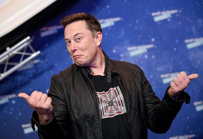 Elon Musk, presidente ejecutivo de Tesla y propietario de SpaceX, posa en Berlín en diciembre de 2020.