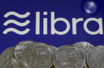 Representación de la moneda Libra y su logo.