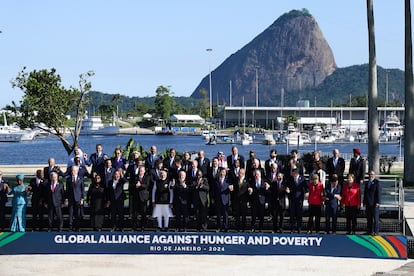 Foto de familia de los líderes del G-20 en el Museo de Arte Moderno en Río de Janeiro, el lunes.