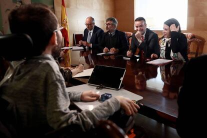 Reunión en el Congreso entre el PSOE y Unidos Podemos. 