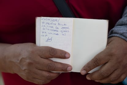 Otro de los apuntes en los que Jaqueline prometía el interés del 10%.