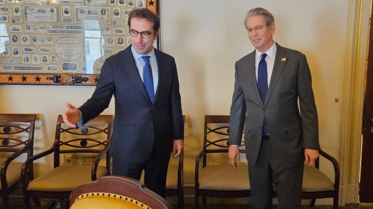El Gobierno relativiza la discusión entre Cuerpo y Bessent y cree que hay espacio para negociar con la UE