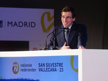 El alcalde de Madrid, José Luis Martínez Almeida, interviene en la rueda de prensa para presentar la carrera Nationale-Nederlanden San Silvestre Vallecana, este lunes en Madrid.