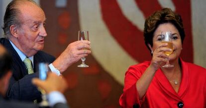 Dilma Rousseff y el Rey en el palacio Itamaraty, en Brasilia, ayer.