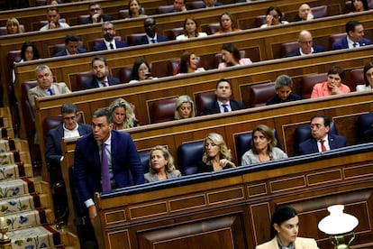 Pedro Sánchez ejercía su voto, este viernes en el Congreso. 