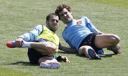 Negredo y Llorente, en el entrenamiento de ayer de la selecci&oacute;n espa&ntilde;ola