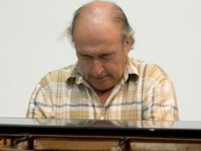 Carles Santos, solo ante el piano en la última versión de sí mismo
