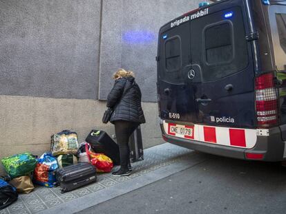 Desahucio de nueve familias en Barcelona, el pasado 25 de noviembre.