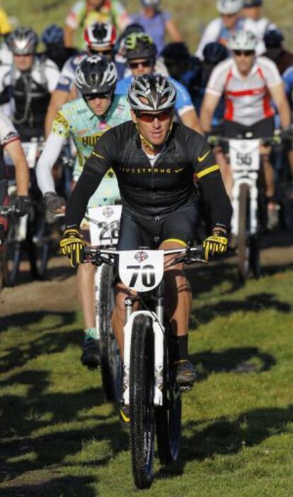 Armstrong, el sábado, durante una prueba de bicicleta de montaña.