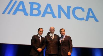 Los m&aacute;ximos dirigentes de Abanca, en su presentaci&oacute;n el pasado junio