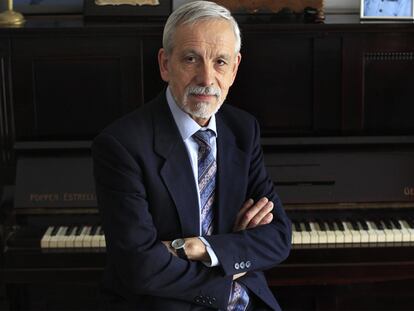 Ismael Fernández de la Cuesta, académico de Bellas Artes y musicólogo.