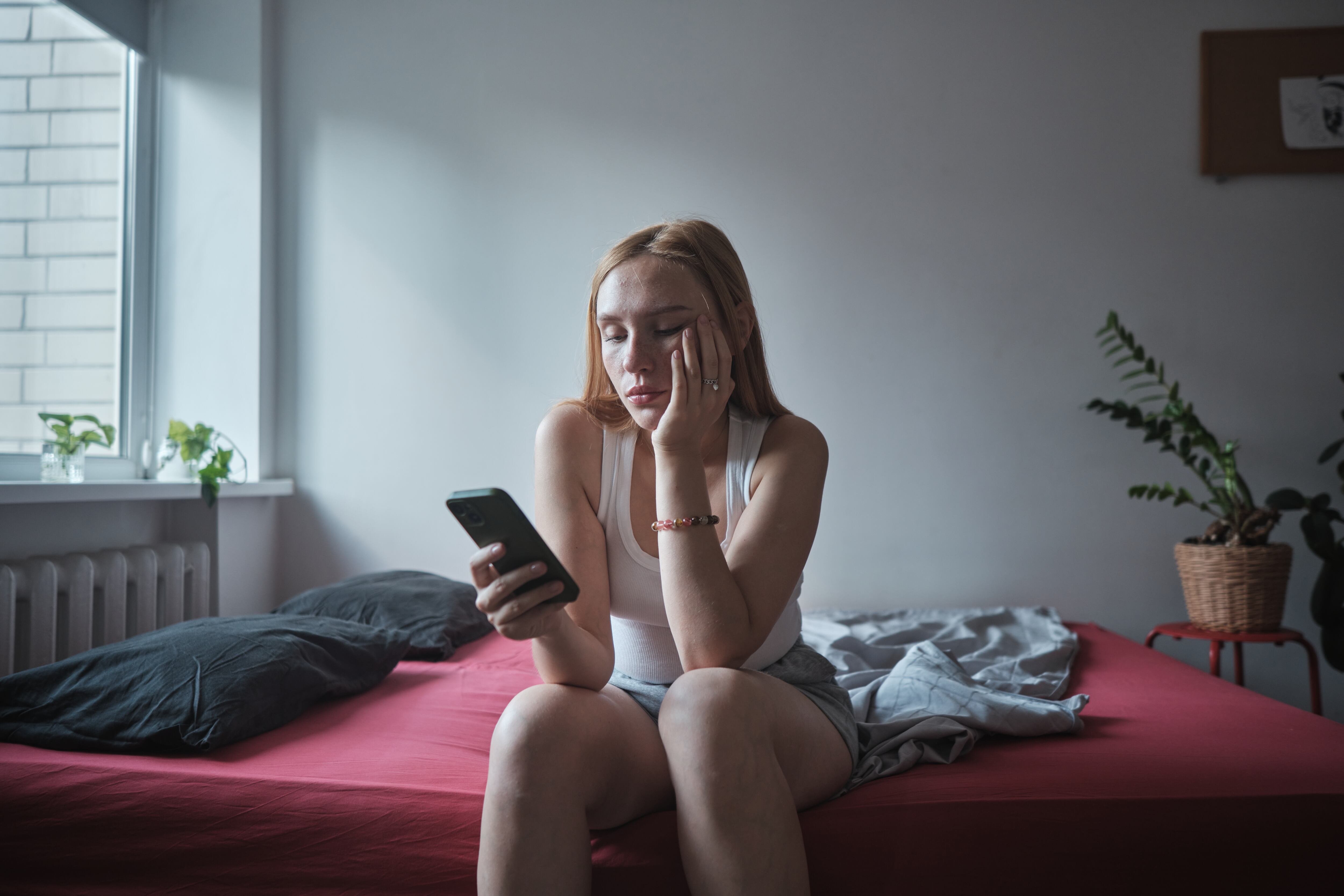 La tortura del ‘ghosting pasivo’: cuando la ambigüedad indica el fin de una relación